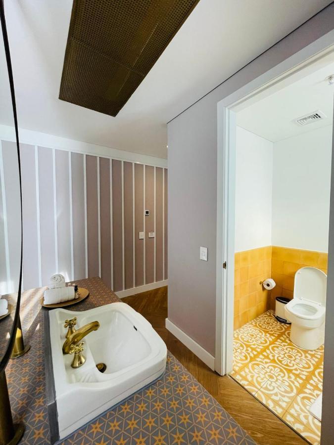 1 King Bed-Suite Studio,1550266606:JPEG