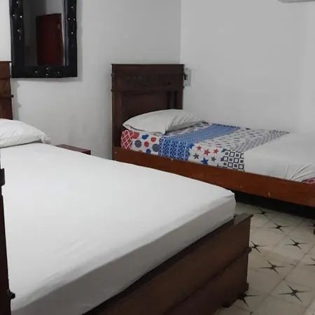 Hotel La Cordialidad-2