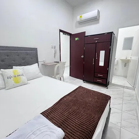 Garden Home Hostal-3
