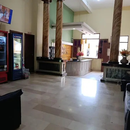 Hotel Colonial Inn-3