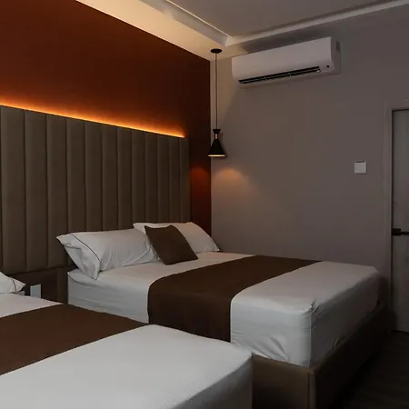 Hotel Byhours Circunvalar - Adults Only-3